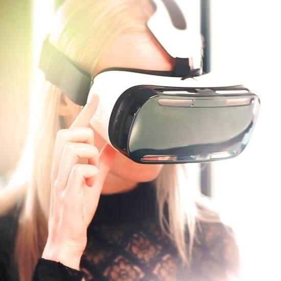 vTime user with VR headset